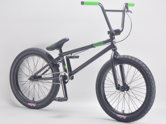 flat black bmx bike